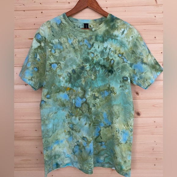 NEW Unisex GILDAN Large Unique Ice Tie-Dye Soft Style T-Shirt Sea Glass Green - Picture 1 of 7